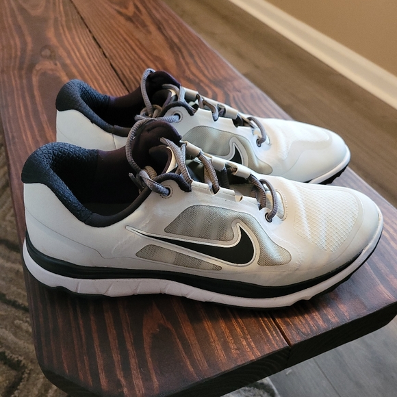 nike fi impact golf shoes